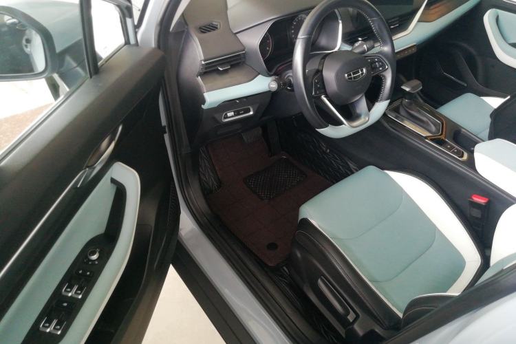 Used Geely Auto Emgrand S 2022 1.4T CVT Crossover Player Edition Interior 3