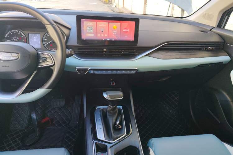 Used Geely Auto Emgrand S 2022 1.4T CVT Crossover Player Edition Audio And AC Panel