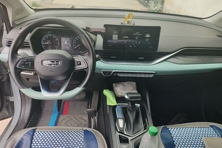 Used Geely Auto Emgrand S 2022 1.4T CVT Crossover Player Edition Center Console