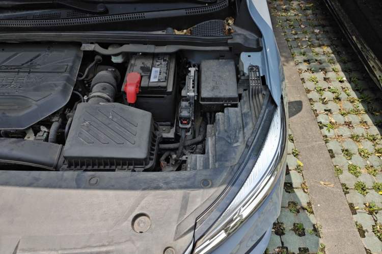 Used Geely Auto Emgrand S 2022 1.4T CVT Crossover Player Edition Engine Bay Left