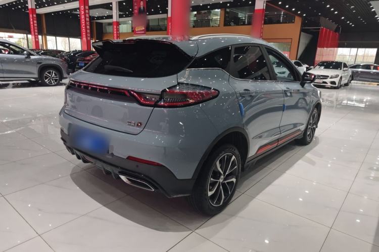 Used Geely Auto Emgrand S 2022 1.4T CVT Crossover Player Edition Exterior 4