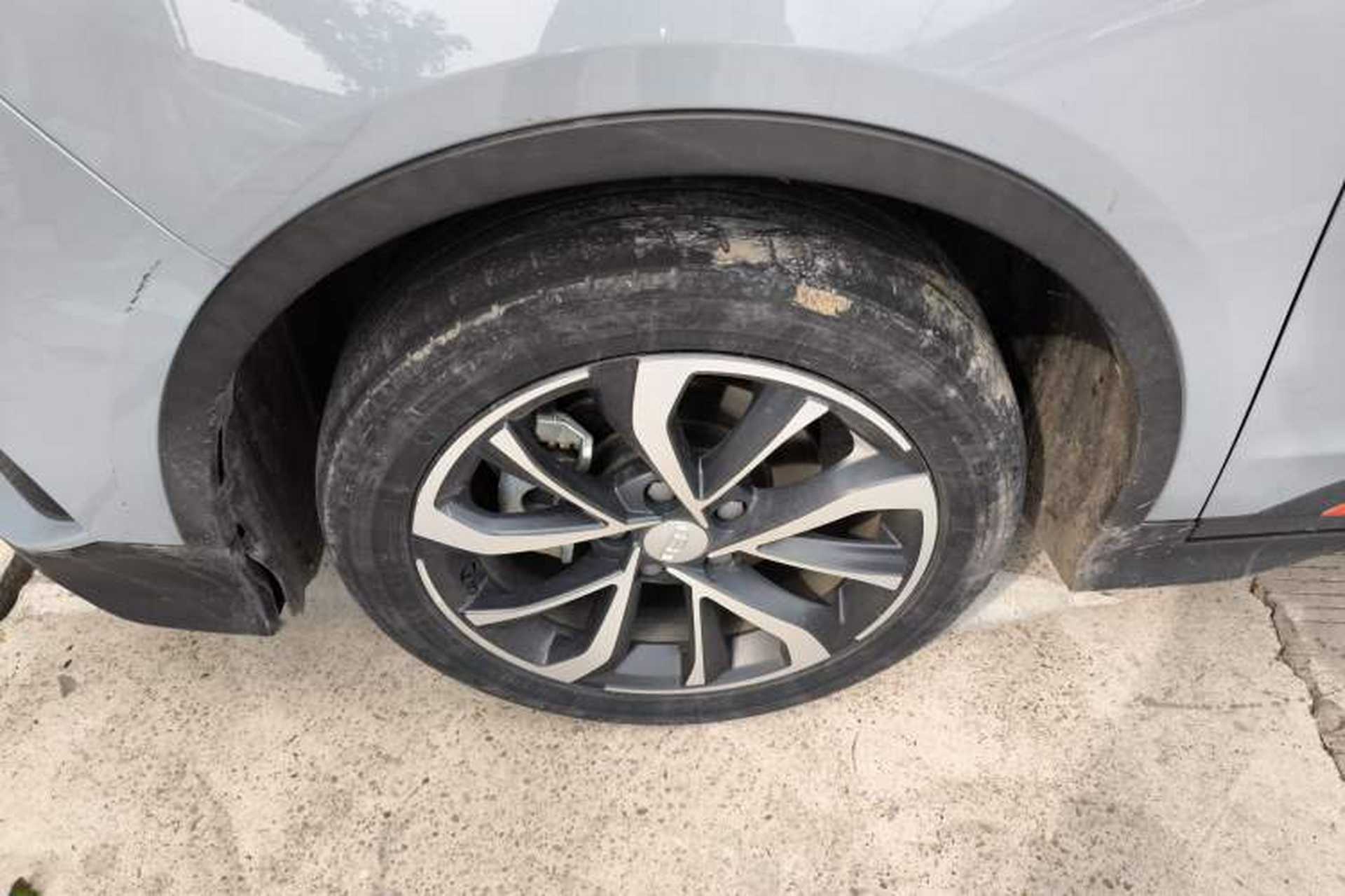 Used Geely Auto Emgrand S 2022 1.4T CVT Crossover Player Edition Exterior 4