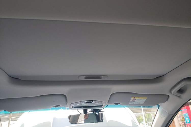 Used Geely Auto Emgrand S 2022 1.4T CVT Crossover Player Edition Headliner