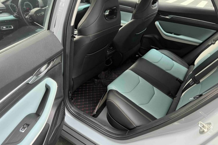 Used Geely Auto Emgrand S 2022 1.4T CVT Crossover Player Edition Interior 3