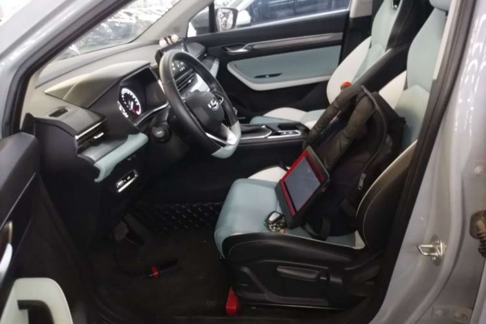 Used Geely Auto Emgrand S 2022 1.4T CVT Crossover Player Edition Left Front Seat