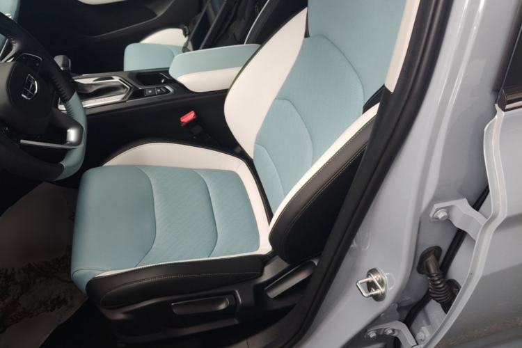 Used Geely Auto Emgrand S 2022 1.4T CVT Crossover Player Edition Left Front Seat