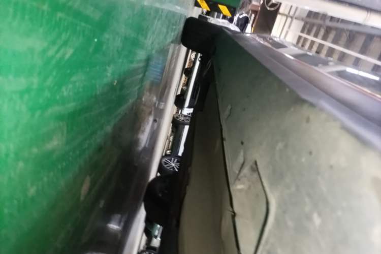 Used Geely Auto Emgrand S 2022 1.4T CVT Crossover Player Edition Right Side Sill