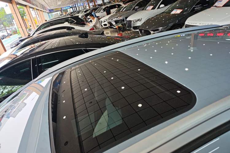 Used Geely Auto Emgrand S 2022 1.4T CVT Crossover Player Edition Roof