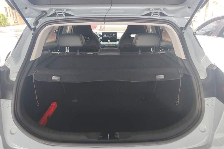 Used Geely Auto Emgrand S 2022 1.4T CVT Crossover Player Edition Trunk