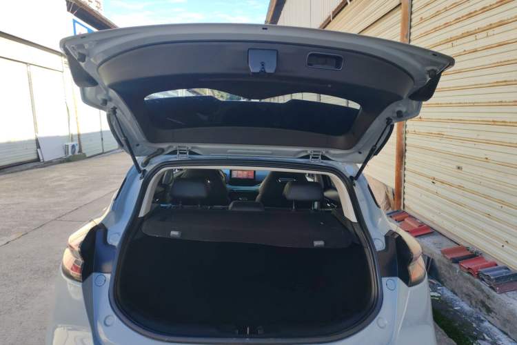 Used Geely Auto Emgrand S 2022 1.4T CVT Crossover Player Edition Trunk