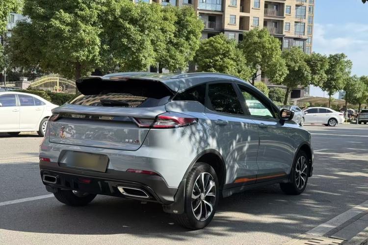 Used Geely Auto Emgrand S 2022 1.4T CVT Crossover Player Edition Exterior 4