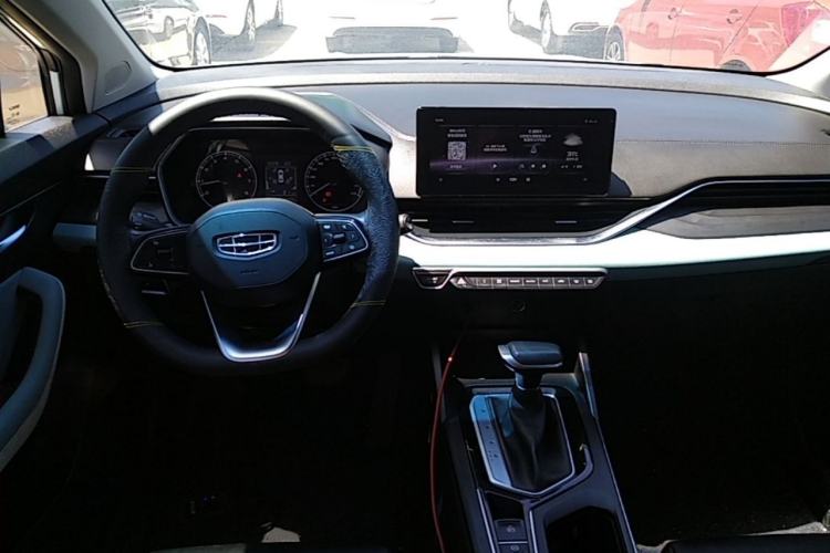 Used Geely Auto Emgrand S 2022 1.4T CVT Crossover Player Edition Center Console