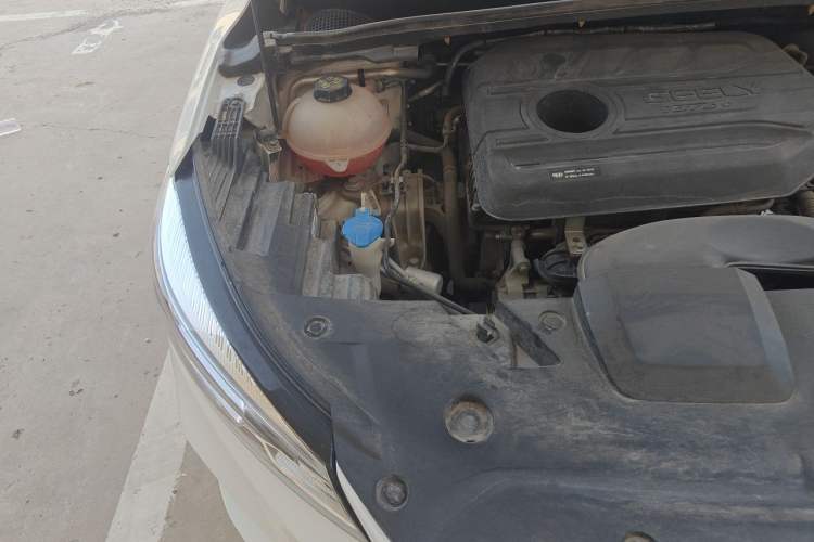 Used Geely Auto Emgrand S 2022 1.4T CVT Crossover Player Edition Engine Bay Right