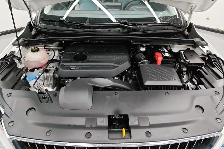 Used Geely Auto Emgrand S 2022 1.4T CVT Crossover Player Edition Engine Bay