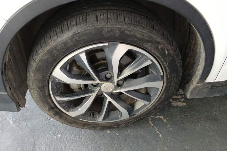 Used Geely Auto Emgrand S 2022 1.4T CVT Crossover Player Edition Exterior 2