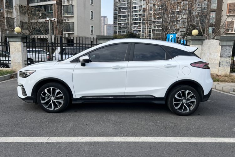 Used Geely Auto Emgrand S 2022 1.4T CVT Crossover Player Edition Exterior 3