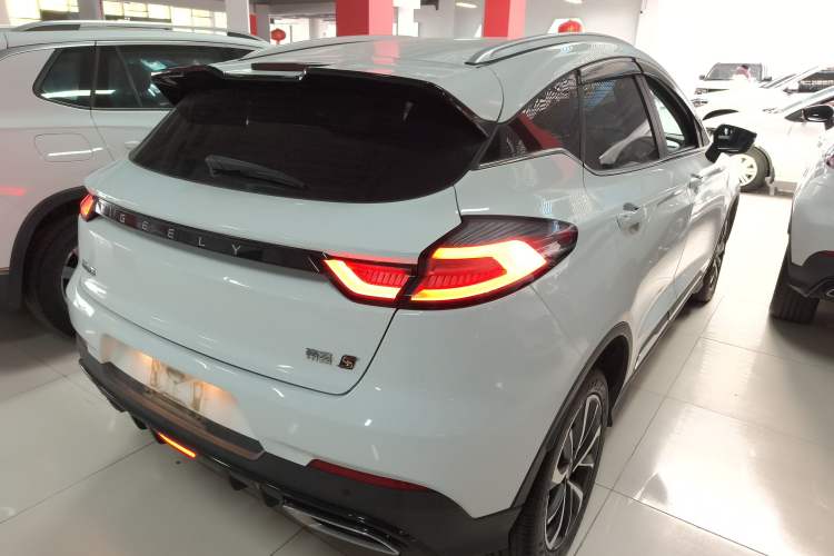 Used Geely Auto Emgrand S 2022 1.4T CVT Crossover Player Edition Exterior 5