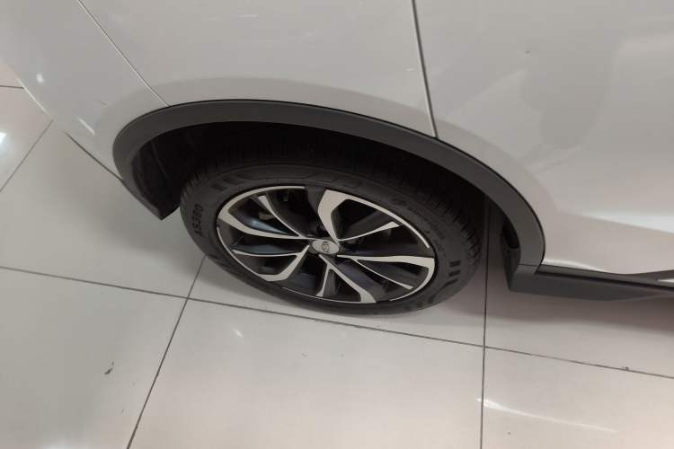 Used Geely Auto Emgrand S 2022 1.4T CVT Crossover Player Edition Exterior 8