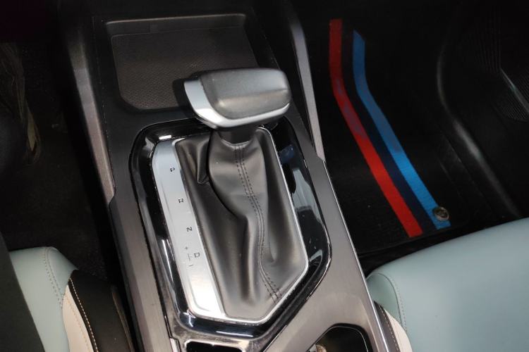 Used Geely Auto Emgrand S 2022 1.4T CVT Crossover Player Edition Gear Lever