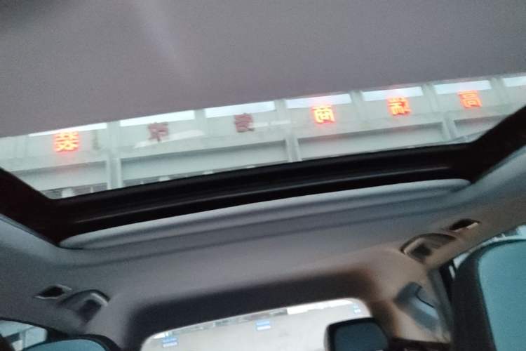 Used Geely Auto Emgrand S 2022 1.4T CVT Crossover Player Edition Headliner