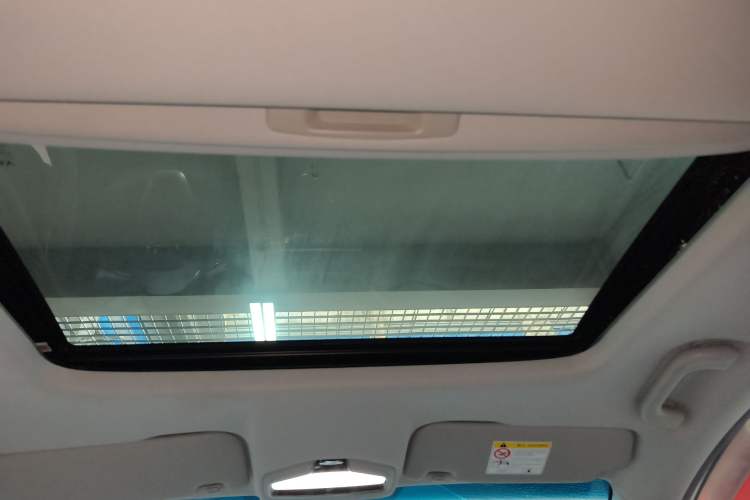 Used Geely Auto Emgrand S 2022 1.4T CVT Crossover Player Edition Headliner