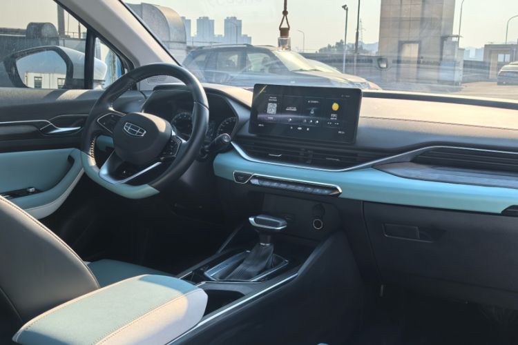 Used Geely Auto Emgrand S 2022 1.4T CVT Crossover Player Edition Interior 1