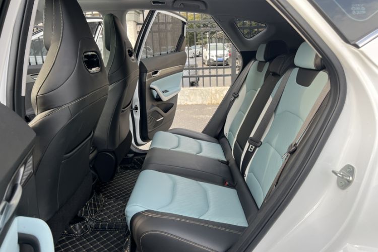 Used Geely Auto Emgrand S 2022 1.4T CVT Crossover Player Edition Interior 3