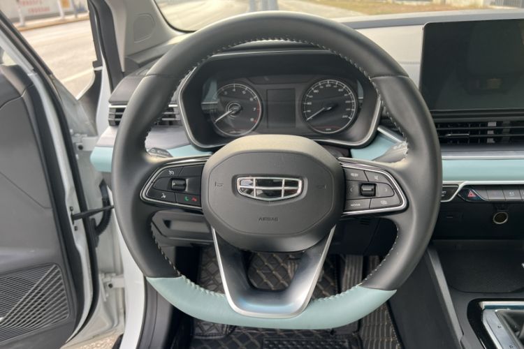 Used Geely Auto Emgrand S 2022 1.4T CVT Crossover Player Edition Interior 4