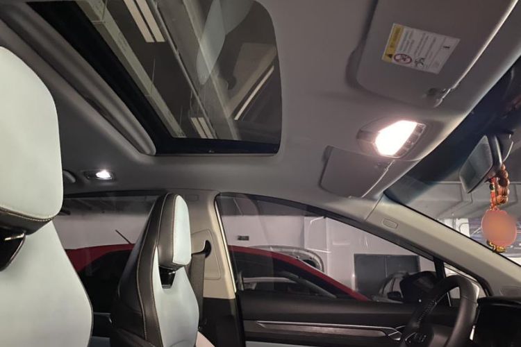 Used Geely Auto Emgrand S 2022 1.4T CVT Crossover Player Edition Interior 5