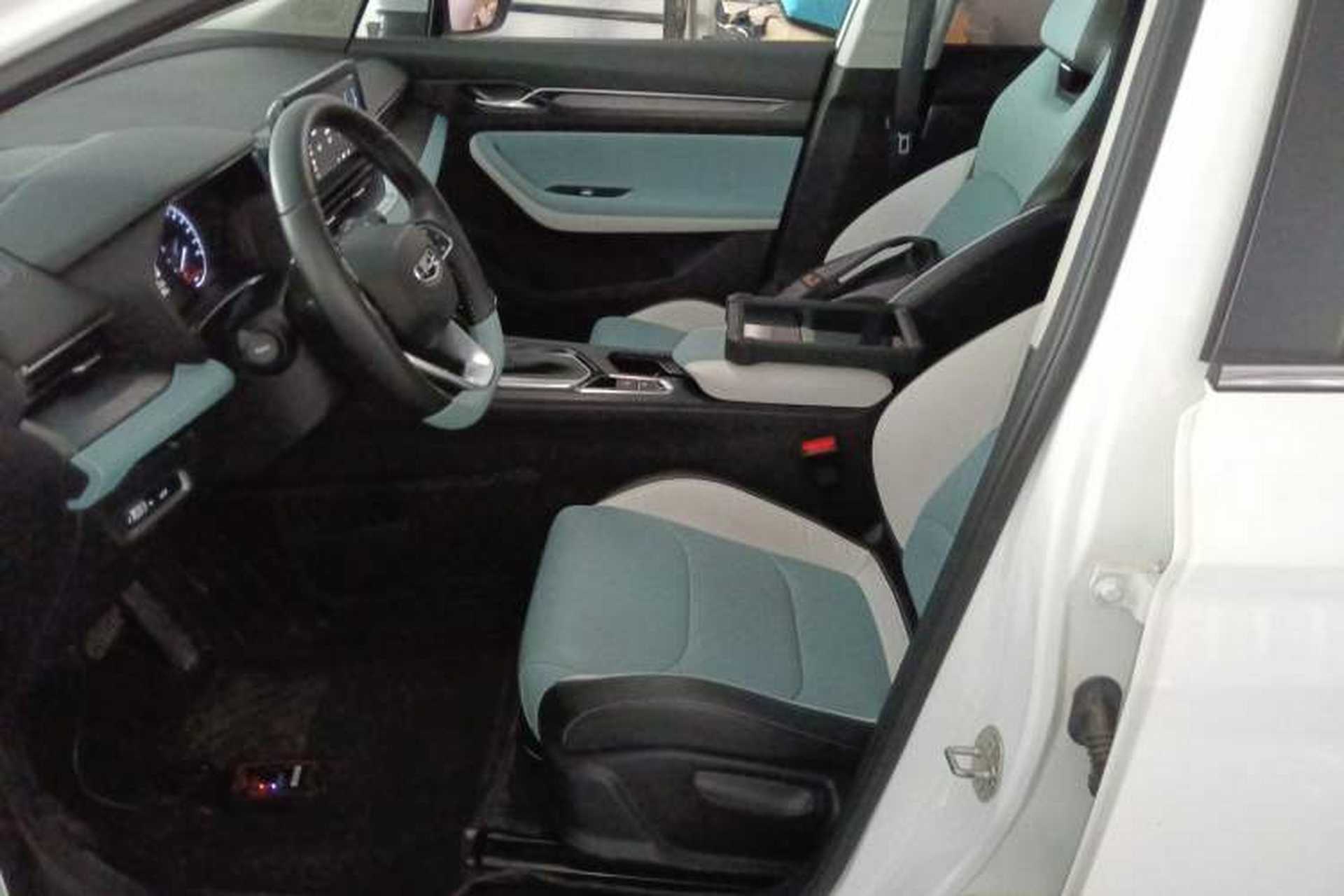 Used Geely Auto Emgrand S 2022 1.4T CVT Crossover Player Edition Left Front Seat