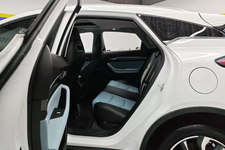 Used Geely Auto Emgrand S 2022 1.4T CVT Crossover Player Edition Left Rear Seat