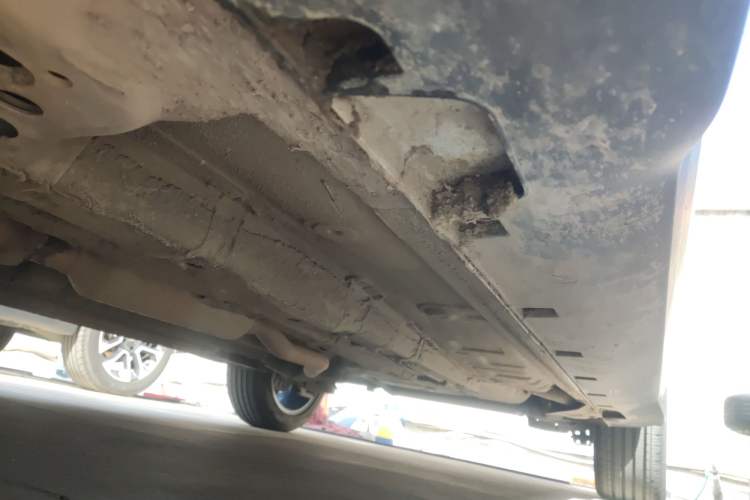 Used Geely Auto Emgrand S 2022 1.4T CVT Crossover Player Edition Left Side Sill