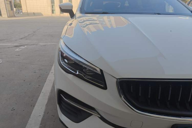 Used Geely Auto Emgrand S 2022 1.4T CVT Crossover Player Edition Right Front Headlight