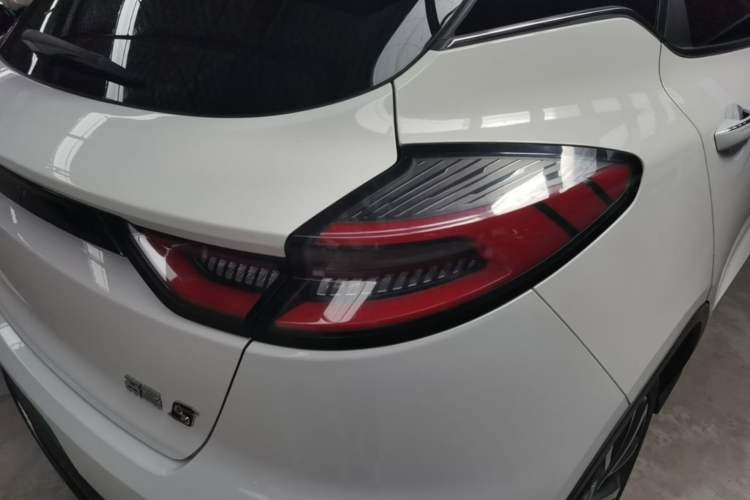 Used Geely Auto Emgrand S 2022 1.4T CVT Crossover Player Edition Right Rear Taillight
