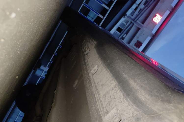 Used Geely Auto Emgrand S 2022 1.4T CVT Crossover Player Edition Right Side Sill