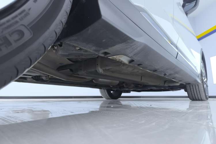 Used Geely Auto Emgrand S 2022 1.4T CVT Crossover Player Edition Right Side Sill