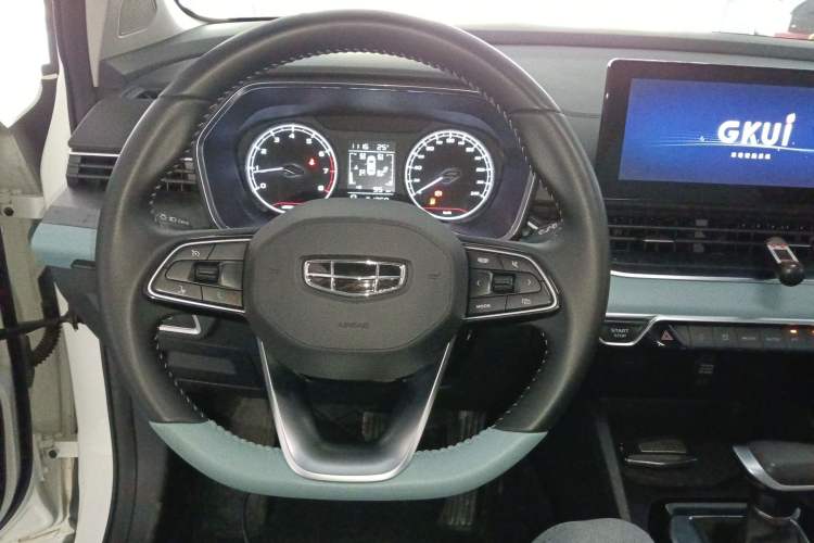 Used Geely Auto Emgrand S 2022 1.4T CVT Crossover Player Edition Steering Wheel