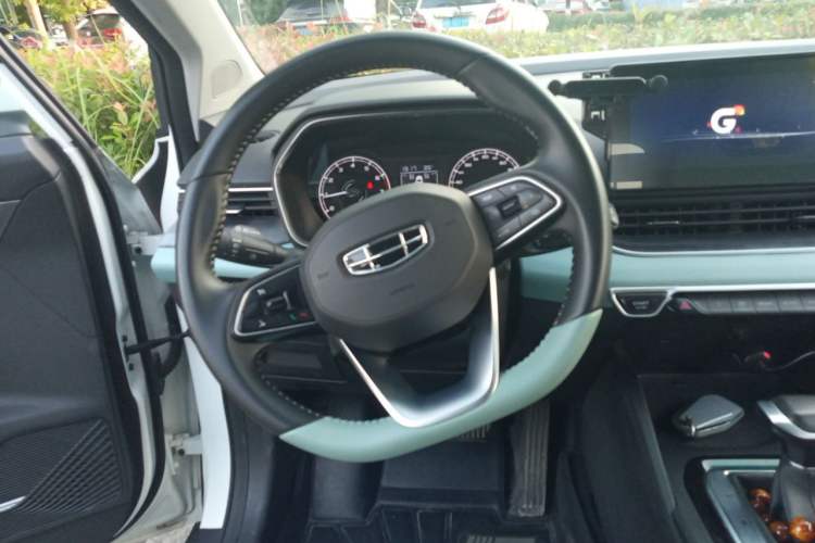 Used Geely Auto Emgrand S 2022 1.4T CVT Crossover Player Edition Steering Wheel