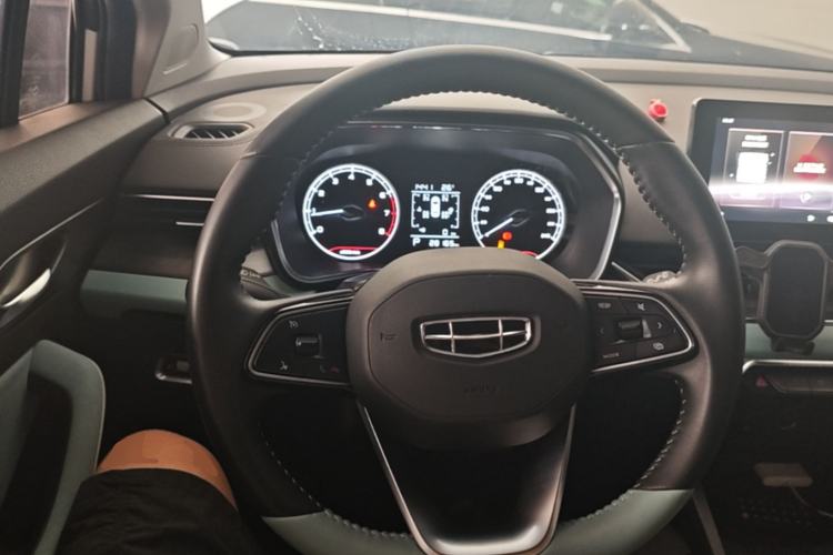Used Geely Auto Emgrand S 2022 1.4T CVT Crossover Player Edition Steering Wheel