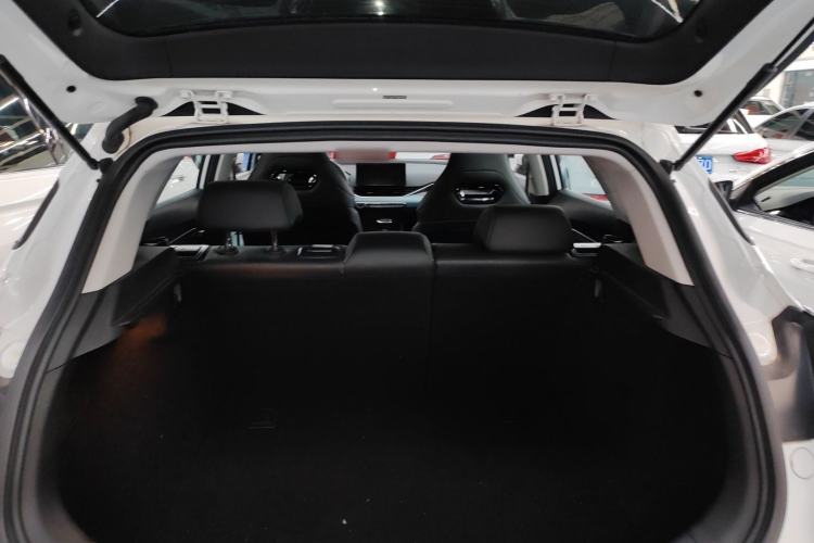 Used Geely Auto Emgrand S 2022 1.4T CVT Crossover Player Edition Trunk