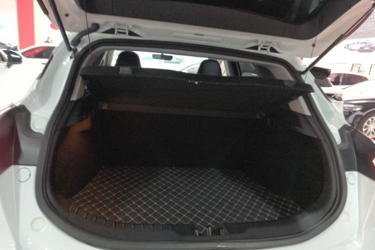Used Geely Auto Emgrand S 2022 1.4T CVT Crossover Player Edition Trunk