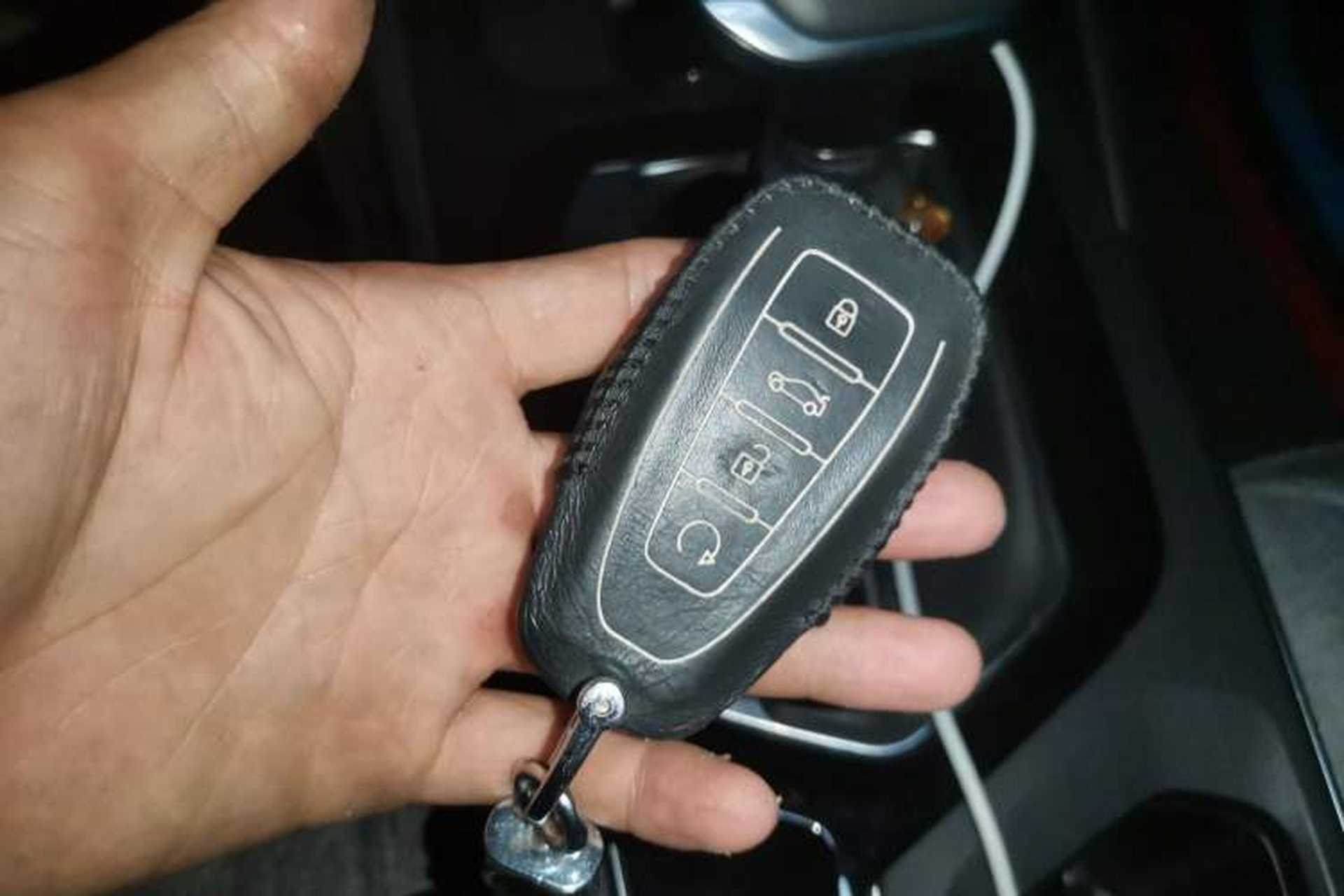 Used Geely Auto Emgrand S 2022 1.4T CVT Crossover Player Edition Vehicle Key