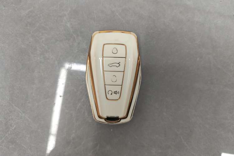 Used Geely Auto Emgrand S 2022 1.4T CVT Crossover Player Edition Vehicle Key