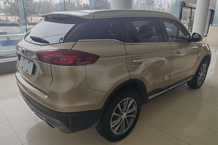 Used Geely Auto Emgrand X7 Sport 2018 1.8TD Automatic Two-Wheel Drive ZhiZun Model with 4G Connectivity Exterior 5