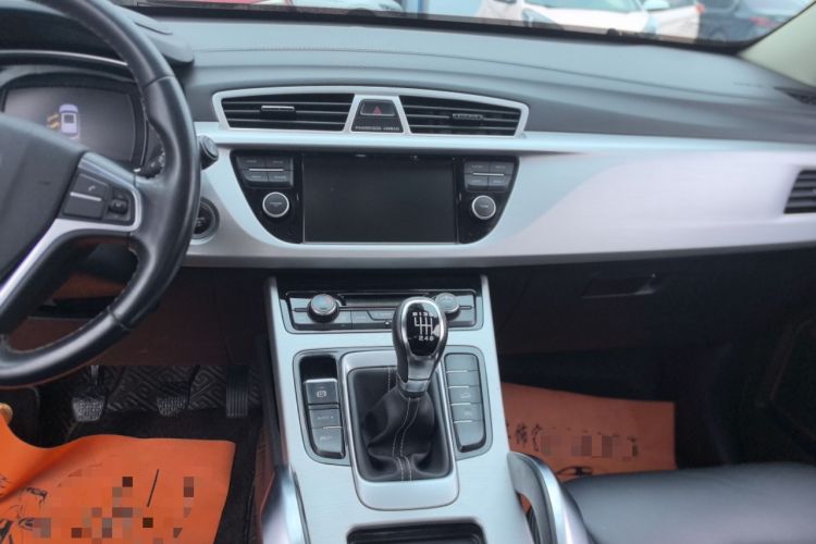 Used Geely Auto Emgrand X7 Sport 2016 2.0L Manual Smart Connect Version Audio And AC Panel