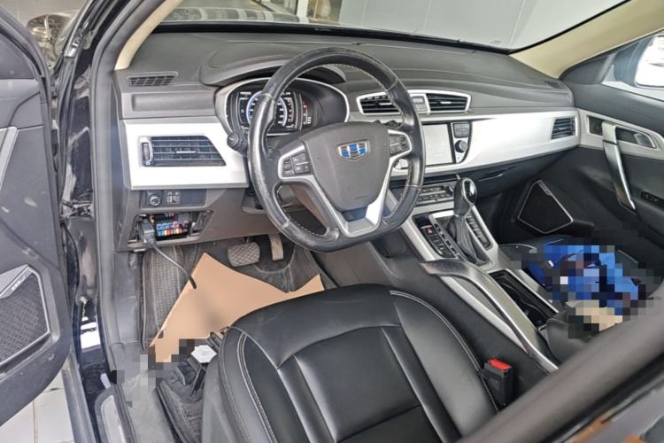 Used Geely Auto Emgrand X7 Sport 2016 1.8TD Automatic Smart Model Center Console
