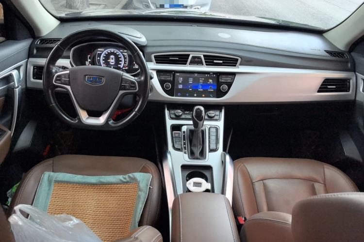 Used Geely Auto Emgrand X7 Sport 2016 1.8TD Automatic ZhiZun Version Center Console