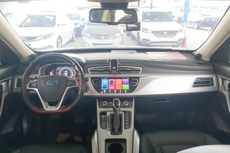 Used Geely Auto Emgrand X7 Sport 2016 1.8TD Automatic Smart Model Center Console