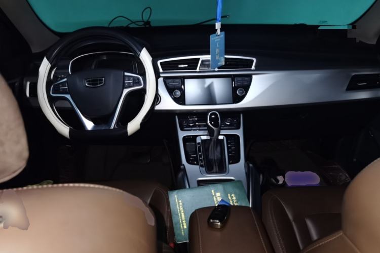 Used Geely Auto Emgrand X7 Sport 2016 1.8TD Automatic ZhiZun Version Center Console