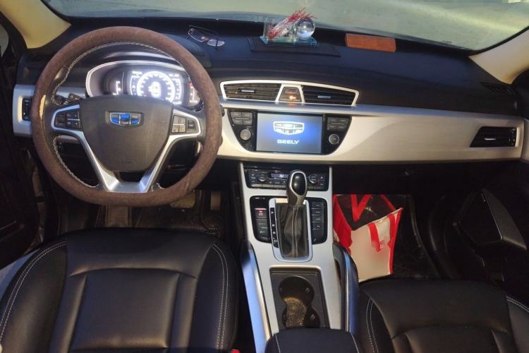 Used Geely Auto Emgrand X7 Sport 2016 1.8TD Automatic Smart Model Center Console